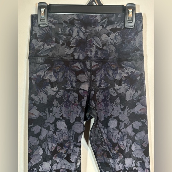 Lululemon Align Leggings 25” Floral Embossed Purple Nulu Size 4 - Picture 2 of 12